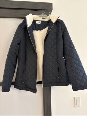 Ci Sono Quilted Navy Blue Puffer Jacket with Cream Sherpa Lining